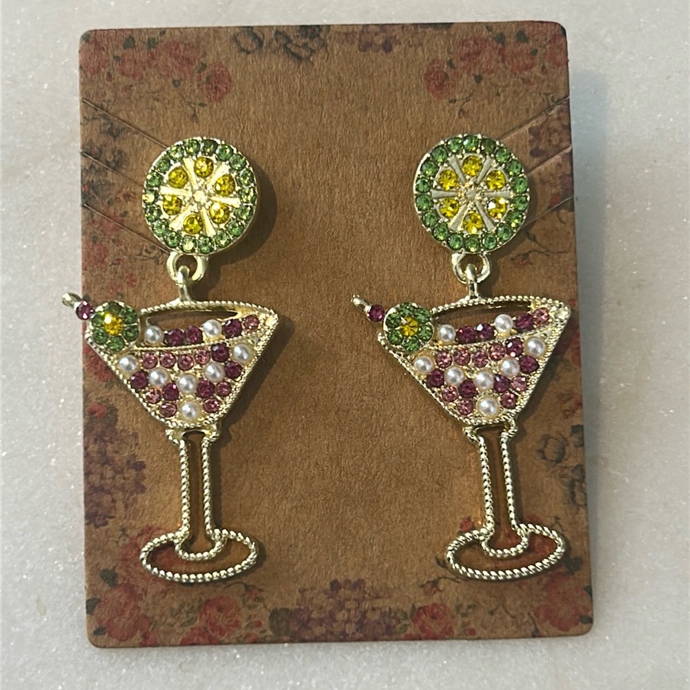 Vacation Vibes Earrings New